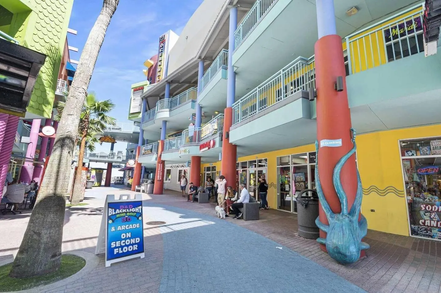2 Bedroom Resort Condo Direct Oceanfront Wyndham Ocean Walk - Daytona Funland 2226 Daytona Beach Apartment