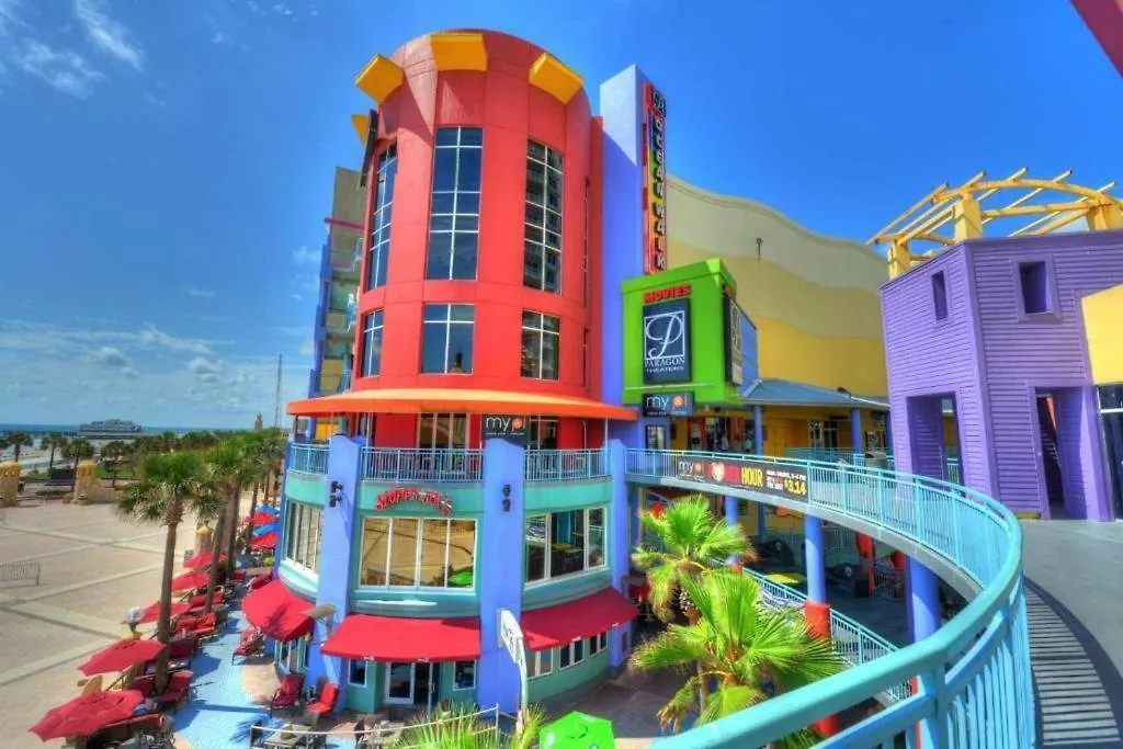 2 Bedroom Resort Condo Direct Oceanfront Wyndham Ocean Walk - Daytona Funland 2226 Daytona Beach United States