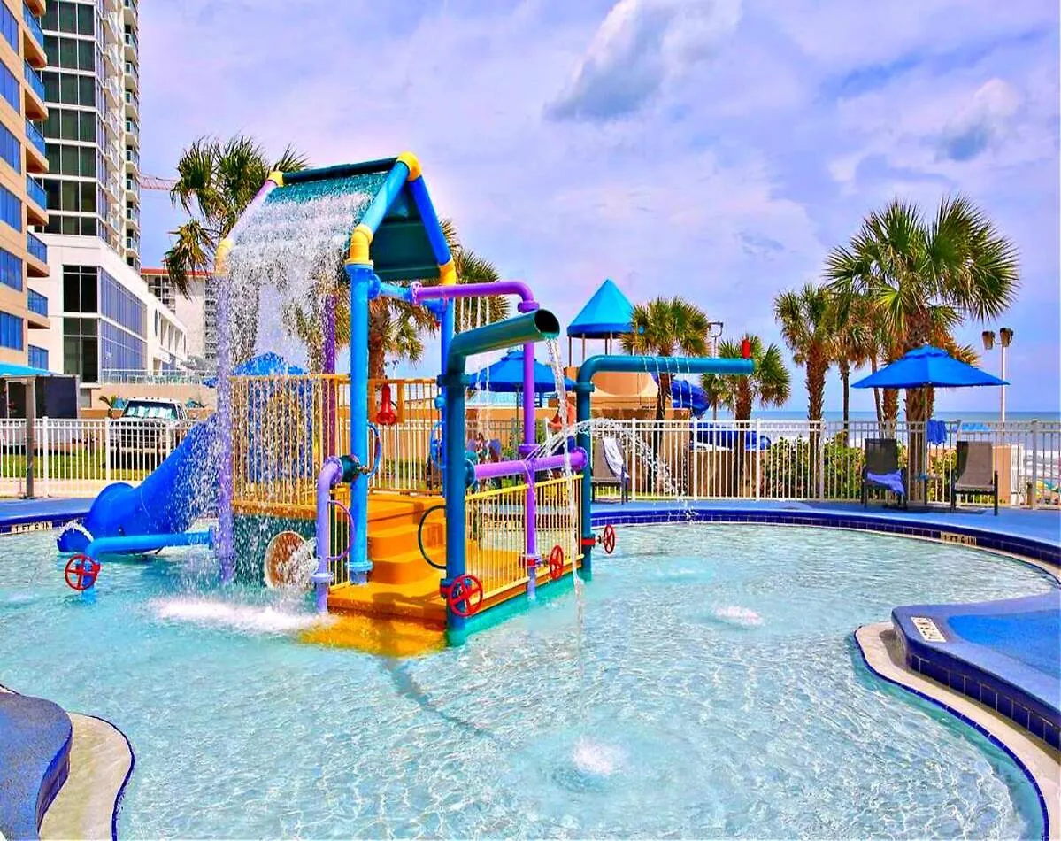 2 Bedroom Resort Condo Direct Oceanfront Wyndham Ocean Walk - Daytona Funland 2226 Daytona Beach Apartment